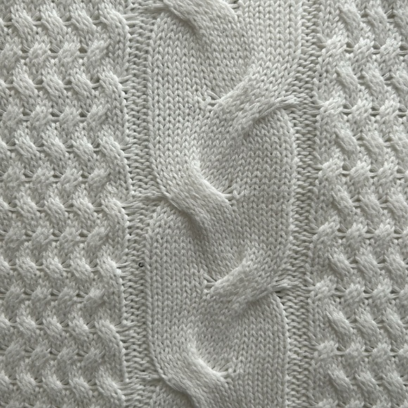 White knit three quarter sleeve top - Picture 4 of 6